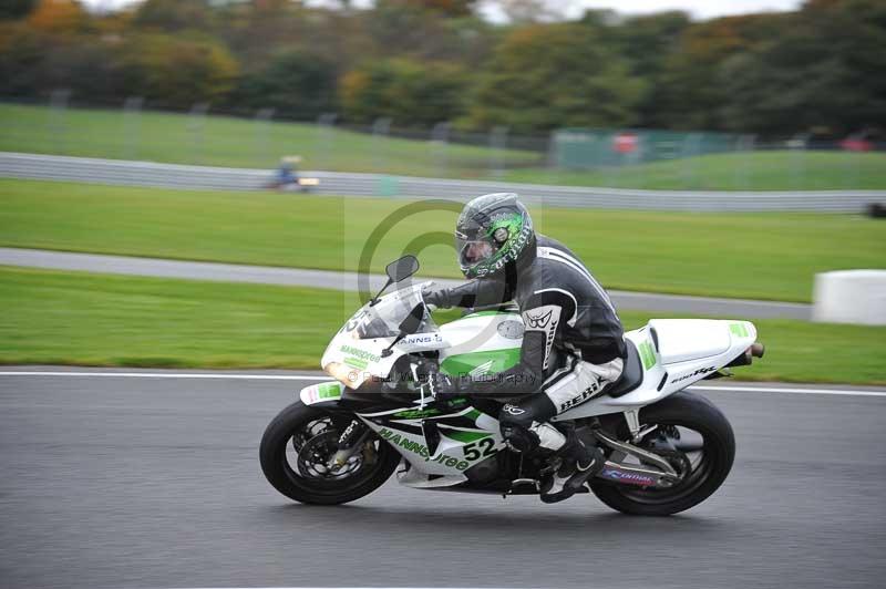 Motorcycle action photographs;Trackday digital images;event digital images;eventdigitalimages;no limits trackday;oulton park;oulton park circuit cheshire;oulton park photographs;peter wileman photography;trackday;trackday photos
