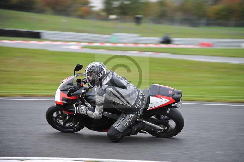 Motorcycle action photographs;Trackday digital images;event digital images;eventdigitalimages;no limits trackday;oulton park;oulton park circuit cheshire;oulton park photographs;peter wileman photography;trackday;trackday photos