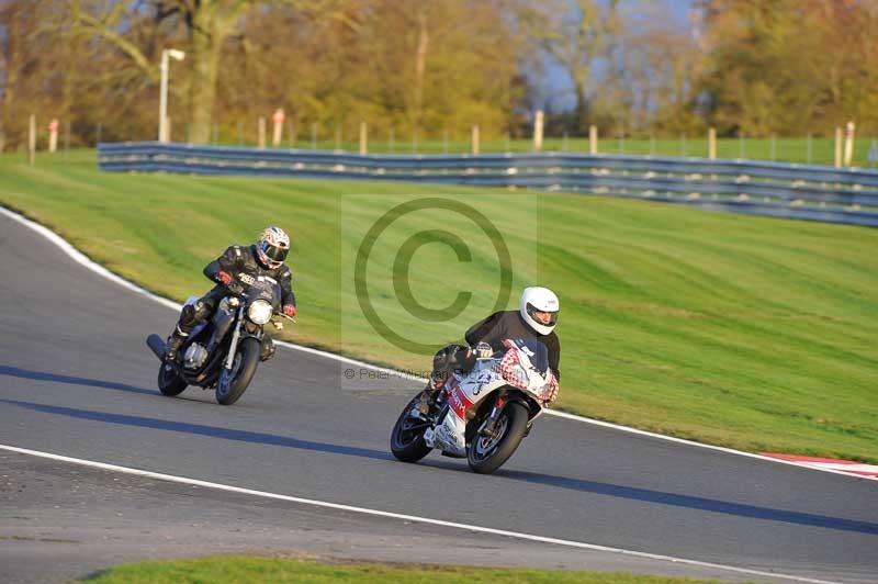 Motorcycle action photographs;Trackday digital images;event digital images;eventdigitalimages;no limits trackday;oulton park;oulton park circuit cheshire;oulton park photographs;peter wileman photography;trackday;trackday photos
