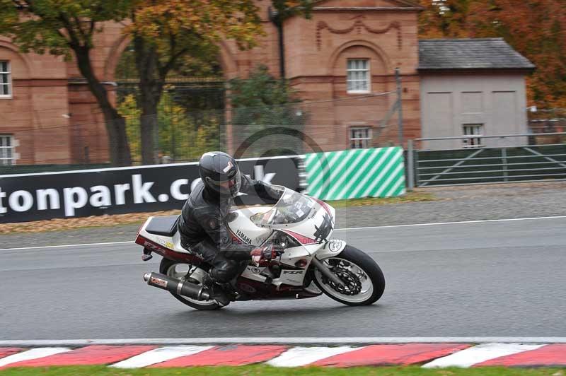 Motorcycle action photographs;Trackday digital images;event digital images;eventdigitalimages;no limits trackday;oulton park;oulton park circuit cheshire;oulton park photographs;peter wileman photography;trackday;trackday photos