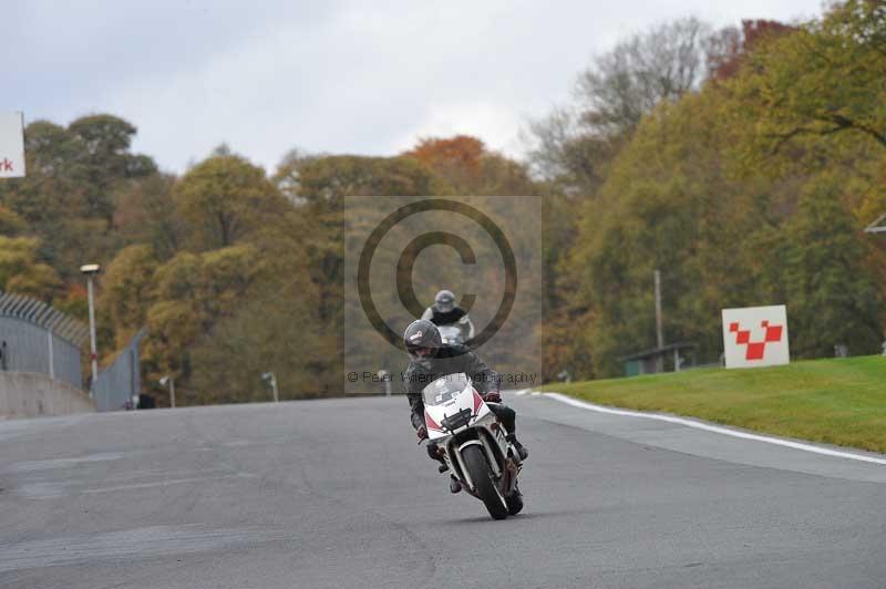 Motorcycle action photographs;Trackday digital images;event digital images;eventdigitalimages;no limits trackday;oulton park;oulton park circuit cheshire;oulton park photographs;peter wileman photography;trackday;trackday photos