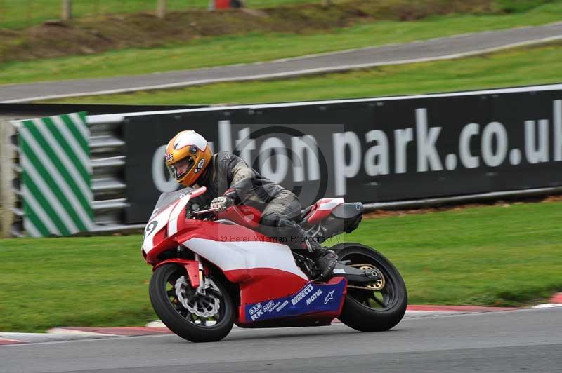 Motorcycle action photographs;Trackday digital images;event digital images;eventdigitalimages;no limits trackday;oulton park;oulton park circuit cheshire;oulton park photographs;peter wileman photography;trackday;trackday photos