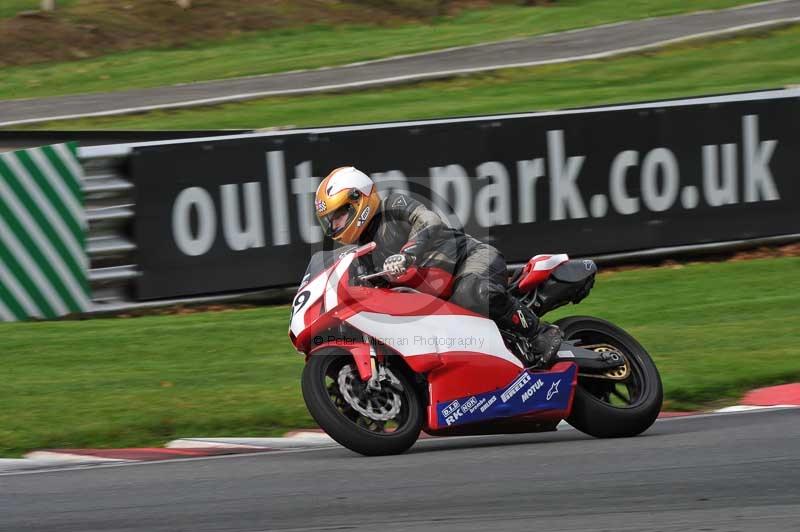Motorcycle action photographs;Trackday digital images;event digital images;eventdigitalimages;no limits trackday;oulton park;oulton park circuit cheshire;oulton park photographs;peter wileman photography;trackday;trackday photos