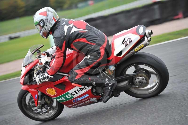 Motorcycle action photographs;Trackday digital images;event digital images;eventdigitalimages;no limits trackday;oulton park;oulton park circuit cheshire;oulton park photographs;peter wileman photography;trackday;trackday photos