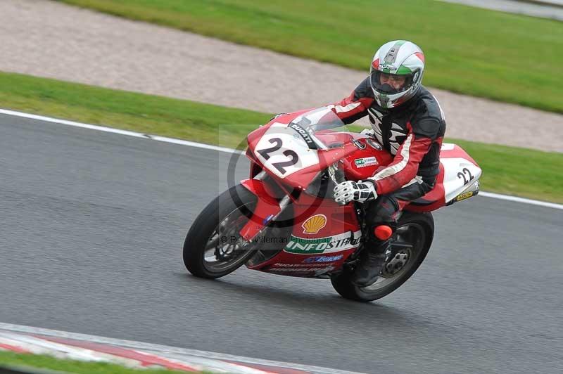 Motorcycle action photographs;Trackday digital images;event digital images;eventdigitalimages;no limits trackday;oulton park;oulton park circuit cheshire;oulton park photographs;peter wileman photography;trackday;trackday photos