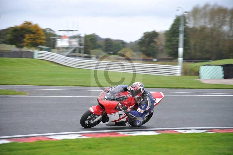 Motorcycle action photographs;Trackday digital images;event digital images;eventdigitalimages;no limits trackday;oulton park;oulton park circuit cheshire;oulton park photographs;peter wileman photography;trackday;trackday photos
