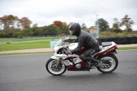 Motorcycle-action-photographs;Trackday-digital-images;event-digital-images;eventdigitalimages;no-limits-trackday;oulton-park;oulton-park-circuit-cheshire;oulton-park-photographs;peter-wileman-photography;trackday;trackday-photos