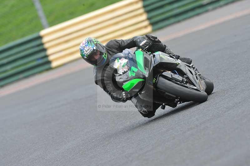 Motorcycle action photographs;cadwell;cadwell park photographs;event digital images;eventdigitalimages;motor racing louth lincolnshire;no limits trackdays;peter wileman photography;trackday;trackday digital images;trackday photos