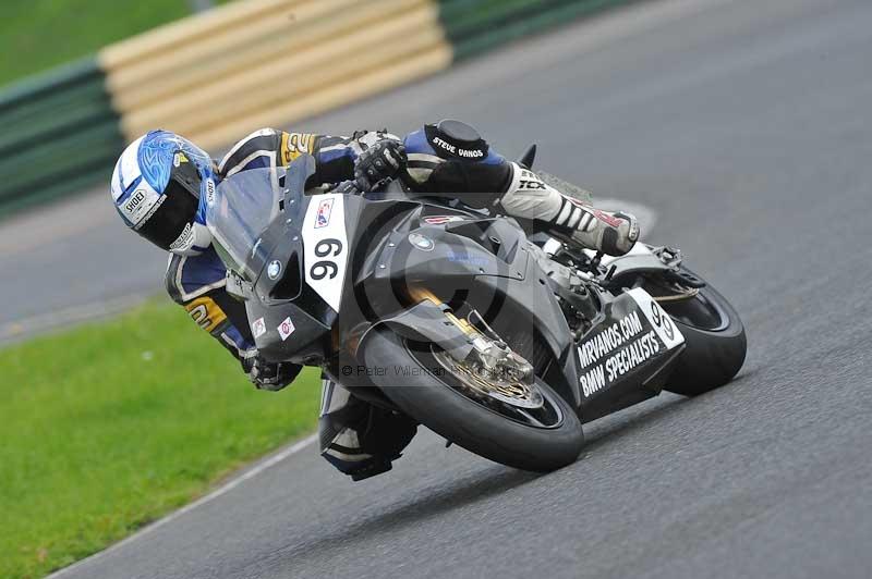 Motorcycle action photographs;cadwell;cadwell park photographs;event digital images;eventdigitalimages;motor racing louth lincolnshire;no limits trackdays;peter wileman photography;trackday;trackday digital images;trackday photos