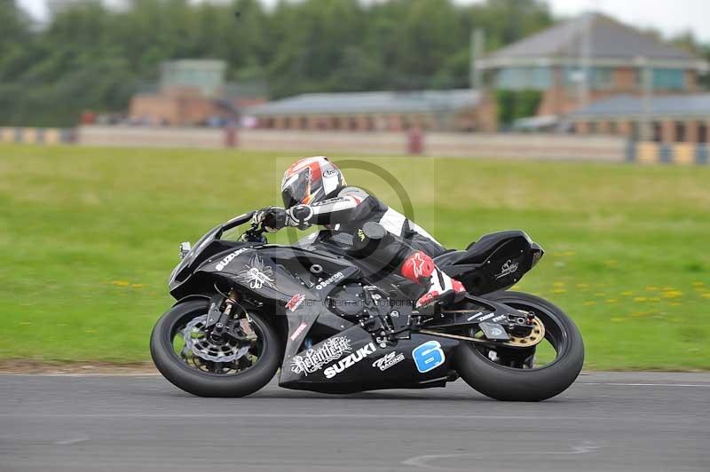 Motorcycle action photographs;cadwell;cadwell park photographs;event digital images;eventdigitalimages;motor racing louth lincolnshire;no limits trackdays;peter wileman photography;trackday;trackday digital images;trackday photos