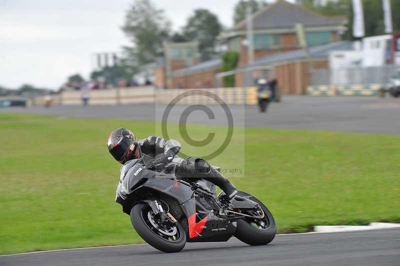 Motorcycle action photographs;cadwell;cadwell park photographs;event digital images;eventdigitalimages;motor racing louth lincolnshire;no limits trackdays;peter wileman photography;trackday;trackday digital images;trackday photos