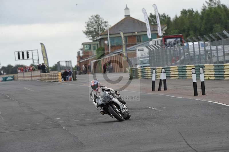 Motorcycle action photographs;cadwell;cadwell park photographs;event digital images;eventdigitalimages;motor racing louth lincolnshire;no limits trackdays;peter wileman photography;trackday;trackday digital images;trackday photos