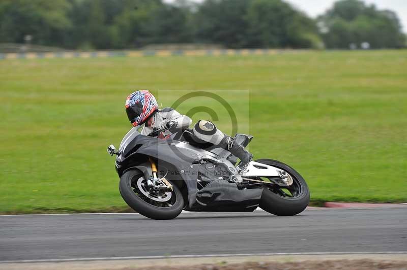 Motorcycle action photographs;cadwell;cadwell park photographs;event digital images;eventdigitalimages;motor racing louth lincolnshire;no limits trackdays;peter wileman photography;trackday;trackday digital images;trackday photos