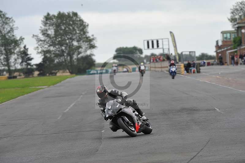 Motorcycle action photographs;cadwell;cadwell park photographs;event digital images;eventdigitalimages;motor racing louth lincolnshire;no limits trackdays;peter wileman photography;trackday;trackday digital images;trackday photos