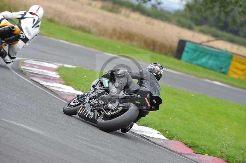 Motorcycle action photographs;cadwell;cadwell park photographs;event digital images;eventdigitalimages;motor racing louth lincolnshire;no limits trackdays;peter wileman photography;trackday;trackday digital images;trackday photos