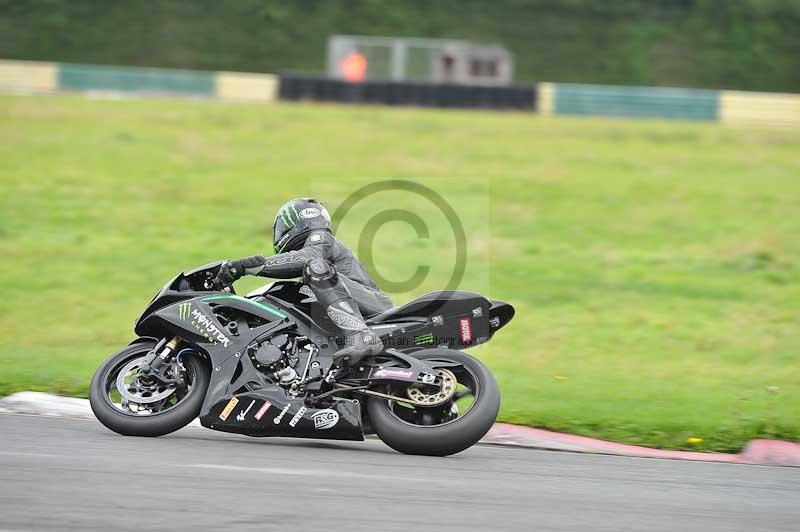 Motorcycle action photographs;cadwell;cadwell park photographs;event digital images;eventdigitalimages;motor racing louth lincolnshire;no limits trackdays;peter wileman photography;trackday;trackday digital images;trackday photos