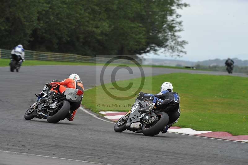 Motorcycle action photographs;cadwell;cadwell park photographs;event digital images;eventdigitalimages;motor racing louth lincolnshire;no limits trackdays;peter wileman photography;trackday;trackday digital images;trackday photos