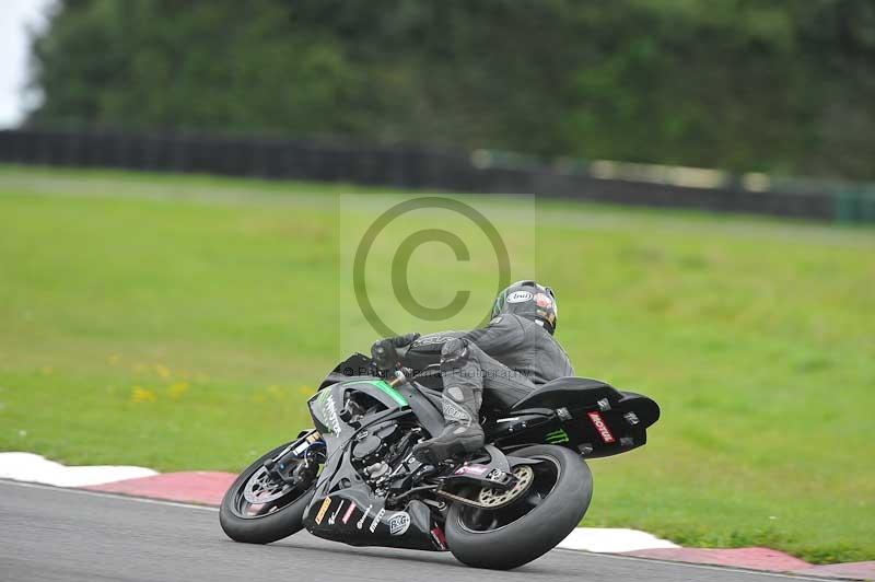 Motorcycle action photographs;cadwell;cadwell park photographs;event digital images;eventdigitalimages;motor racing louth lincolnshire;no limits trackdays;peter wileman photography;trackday;trackday digital images;trackday photos