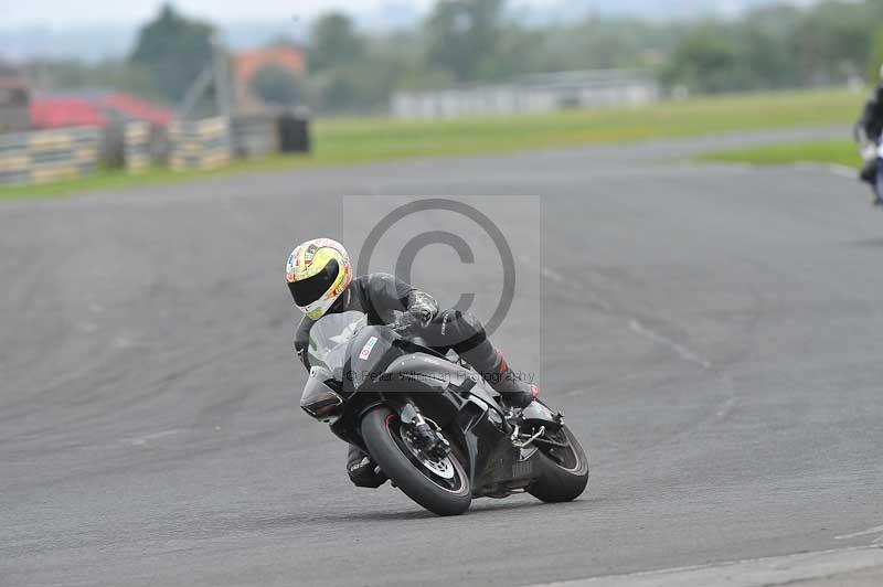 Motorcycle action photographs;cadwell;cadwell park photographs;event digital images;eventdigitalimages;motor racing louth lincolnshire;no limits trackdays;peter wileman photography;trackday;trackday digital images;trackday photos