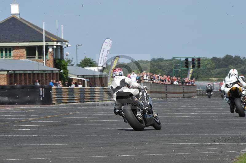 Motorcycle action photographs;cadwell;cadwell park photographs;event digital images;eventdigitalimages;motor racing louth lincolnshire;no limits trackdays;peter wileman photography;trackday;trackday digital images;trackday photos