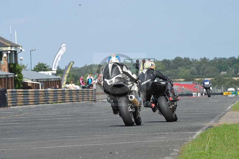 Motorcycle action photographs;cadwell;cadwell park photographs;event digital images;eventdigitalimages;motor racing louth lincolnshire;no limits trackdays;peter wileman photography;trackday;trackday digital images;trackday photos
