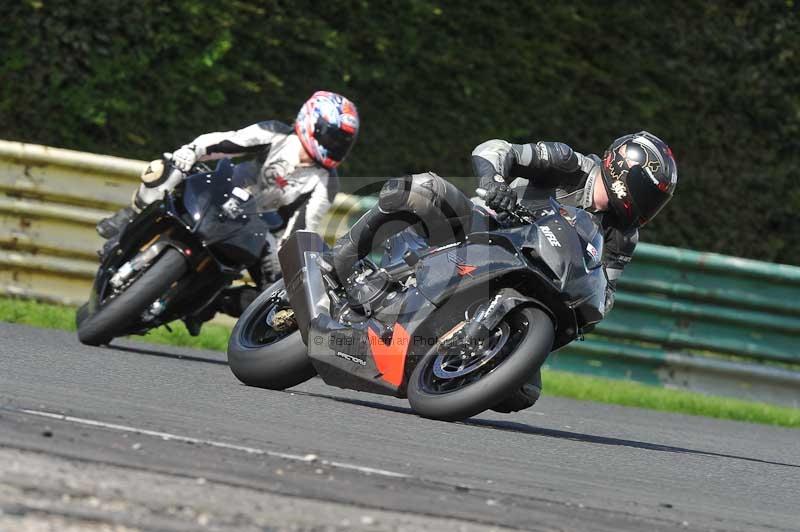 Motorcycle action photographs;cadwell;cadwell park photographs;event digital images;eventdigitalimages;motor racing louth lincolnshire;no limits trackdays;peter wileman photography;trackday;trackday digital images;trackday photos
