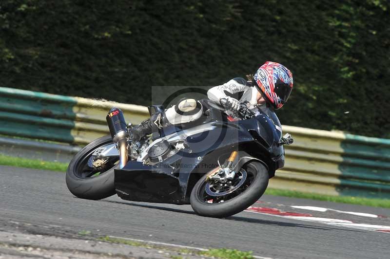 Motorcycle action photographs;cadwell;cadwell park photographs;event digital images;eventdigitalimages;motor racing louth lincolnshire;no limits trackdays;peter wileman photography;trackday;trackday digital images;trackday photos