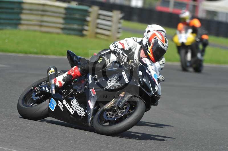 Motorcycle action photographs;cadwell;cadwell park photographs;event digital images;eventdigitalimages;motor racing louth lincolnshire;no limits trackdays;peter wileman photography;trackday;trackday digital images;trackday photos