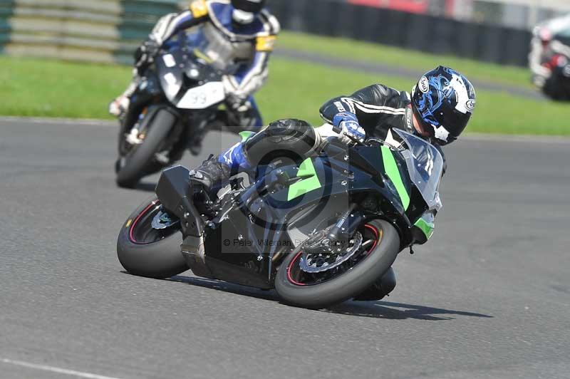 Motorcycle action photographs;cadwell;cadwell park photographs;event digital images;eventdigitalimages;motor racing louth lincolnshire;no limits trackdays;peter wileman photography;trackday;trackday digital images;trackday photos