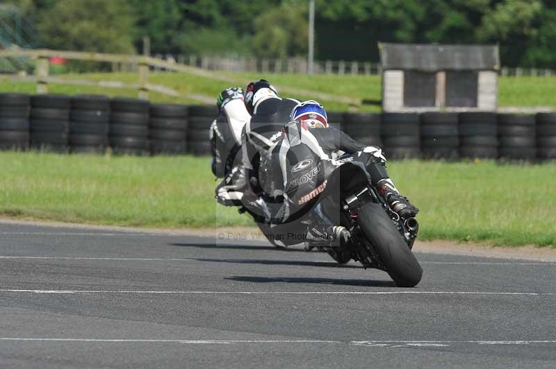 Motorcycle action photographs;cadwell;cadwell park photographs;event digital images;eventdigitalimages;motor racing louth lincolnshire;no limits trackdays;peter wileman photography;trackday;trackday digital images;trackday photos