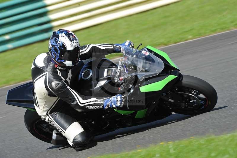 Motorcycle action photographs;cadwell;cadwell park photographs;event digital images;eventdigitalimages;motor racing louth lincolnshire;no limits trackdays;peter wileman photography;trackday;trackday digital images;trackday photos