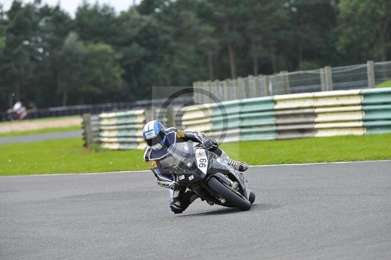 Motorcycle action photographs;cadwell;cadwell park photographs;event digital images;eventdigitalimages;motor racing louth lincolnshire;no limits trackdays;peter wileman photography;trackday;trackday digital images;trackday photos