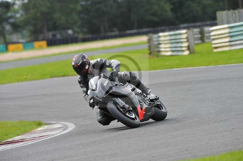 Motorcycle action photographs;cadwell;cadwell park photographs;event digital images;eventdigitalimages;motor racing louth lincolnshire;no limits trackdays;peter wileman photography;trackday;trackday digital images;trackday photos