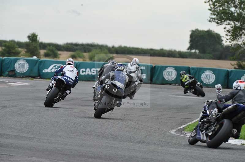 Motorcycle action photographs;cadwell;cadwell park photographs;event digital images;eventdigitalimages;motor racing louth lincolnshire;no limits trackdays;peter wileman photography;trackday;trackday digital images;trackday photos