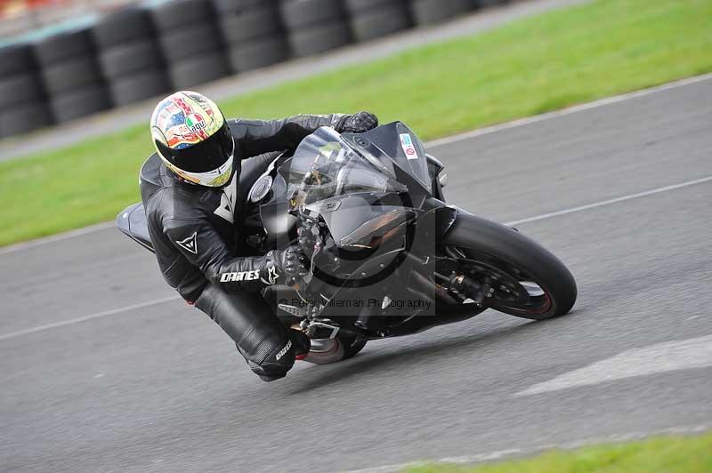 Motorcycle action photographs;cadwell;cadwell park photographs;event digital images;eventdigitalimages;motor racing louth lincolnshire;no limits trackdays;peter wileman photography;trackday;trackday digital images;trackday photos