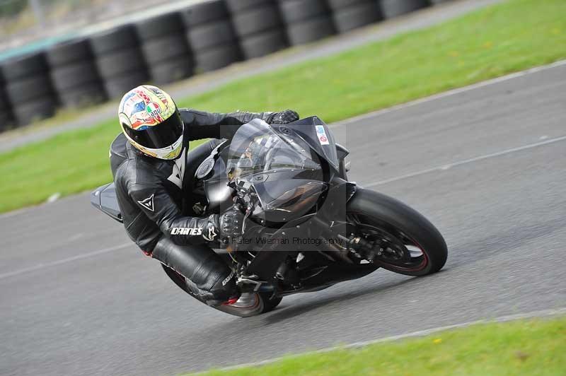 Motorcycle action photographs;cadwell;cadwell park photographs;event digital images;eventdigitalimages;motor racing louth lincolnshire;no limits trackdays;peter wileman photography;trackday;trackday digital images;trackday photos