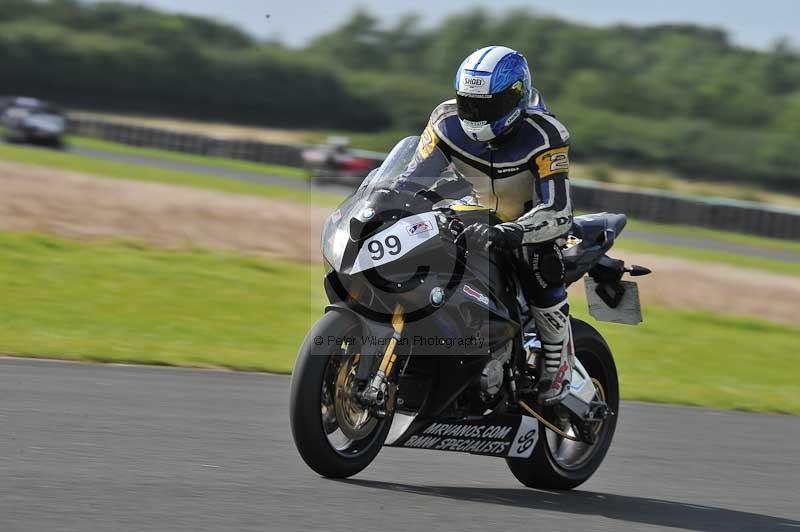 Motorcycle action photographs;cadwell;cadwell park photographs;event digital images;eventdigitalimages;motor racing louth lincolnshire;no limits trackdays;peter wileman photography;trackday;trackday digital images;trackday photos