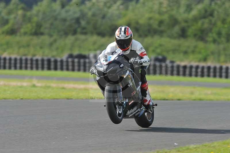 Motorcycle action photographs;cadwell;cadwell park photographs;event digital images;eventdigitalimages;motor racing louth lincolnshire;no limits trackdays;peter wileman photography;trackday;trackday digital images;trackday photos