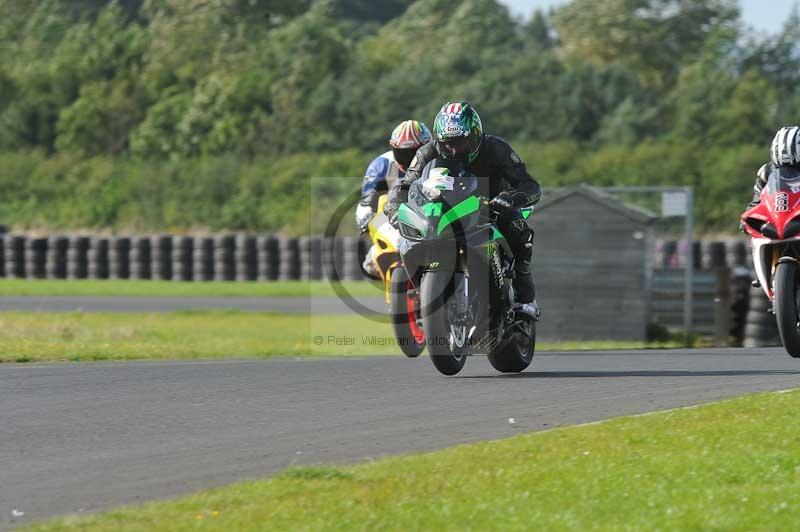 Motorcycle action photographs;cadwell;cadwell park photographs;event digital images;eventdigitalimages;motor racing louth lincolnshire;no limits trackdays;peter wileman photography;trackday;trackday digital images;trackday photos