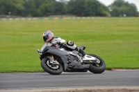 Motorcycle-action-photographs;cadwell;cadwell-park-photographs;event-digital-images;eventdigitalimages;motor-racing-louth-lincolnshire;no-limits-trackdays;peter-wileman-photography;trackday;trackday-digital-images;trackday-photos