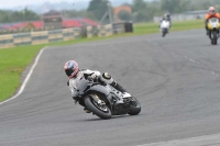 Motorcycle-action-photographs;cadwell;cadwell-park-photographs;event-digital-images;eventdigitalimages;motor-racing-louth-lincolnshire;no-limits-trackdays;peter-wileman-photography;trackday;trackday-digital-images;trackday-photos