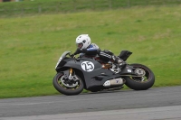 Motorcycle-action-photographs;cadwell;cadwell-park-photographs;event-digital-images;eventdigitalimages;motor-racing-louth-lincolnshire;no-limits-trackdays;peter-wileman-photography;trackday;trackday-digital-images;trackday-photos