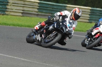 Motorcycle-action-photographs;cadwell;cadwell-park-photographs;event-digital-images;eventdigitalimages;motor-racing-louth-lincolnshire;no-limits-trackdays;peter-wileman-photography;trackday;trackday-digital-images;trackday-photos