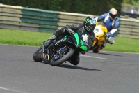 Motorcycle-action-photographs;cadwell;cadwell-park-photographs;event-digital-images;eventdigitalimages;motor-racing-louth-lincolnshire;no-limits-trackdays;peter-wileman-photography;trackday;trackday-digital-images;trackday-photos