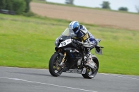 Motorcycle-action-photographs;cadwell;cadwell-park-photographs;event-digital-images;eventdigitalimages;motor-racing-louth-lincolnshire;no-limits-trackdays;peter-wileman-photography;trackday;trackday-digital-images;trackday-photos