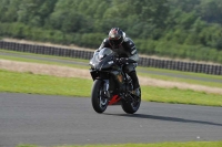 Motorcycle-action-photographs;cadwell;cadwell-park-photographs;event-digital-images;eventdigitalimages;motor-racing-louth-lincolnshire;no-limits-trackdays;peter-wileman-photography;trackday;trackday-digital-images;trackday-photos