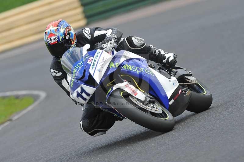 Motorcycle action photographs;cadwell;cadwell park photographs;event digital images;eventdigitalimages;motor racing louth lincolnshire;no limits trackdays;peter wileman photography;trackday;trackday digital images;trackday photos