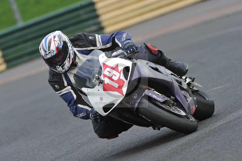 Motorcycle action photographs;cadwell;cadwell park photographs;event digital images;eventdigitalimages;motor racing louth lincolnshire;no limits trackdays;peter wileman photography;trackday;trackday digital images;trackday photos