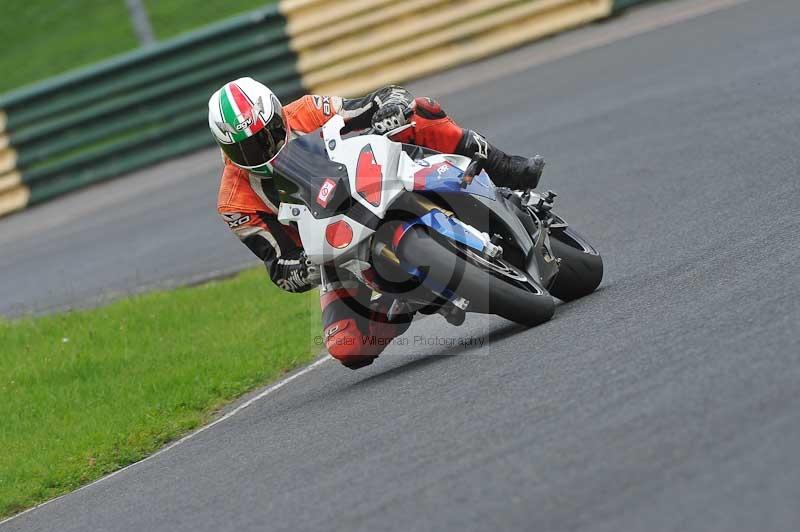 Motorcycle action photographs;cadwell;cadwell park photographs;event digital images;eventdigitalimages;motor racing louth lincolnshire;no limits trackdays;peter wileman photography;trackday;trackday digital images;trackday photos