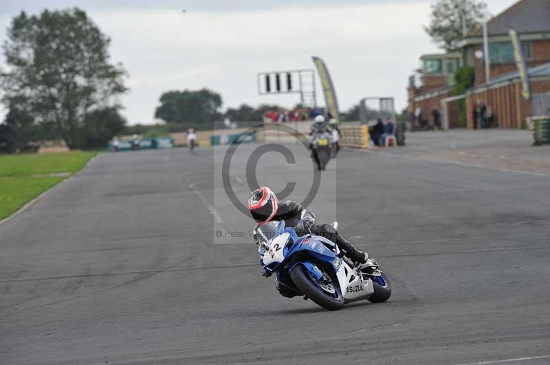 Motorcycle action photographs;cadwell;cadwell park photographs;event digital images;eventdigitalimages;motor racing louth lincolnshire;no limits trackdays;peter wileman photography;trackday;trackday digital images;trackday photos